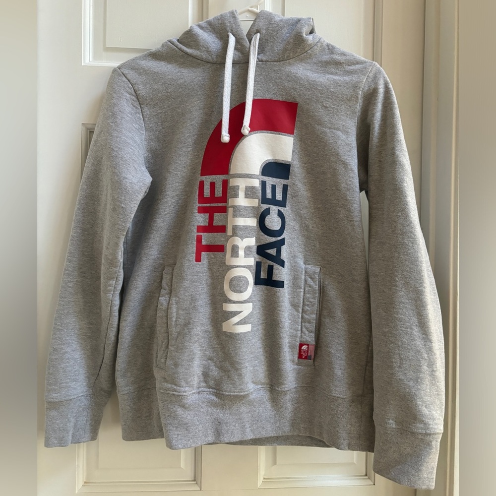 The North Face Women's Gray Logo Pullover Hoodie - Red & Navy Accent